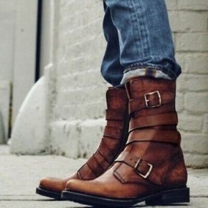 FRYE Boots - Veronica Tanker - Cognac Washed Oiled Vintage, size 6.5B